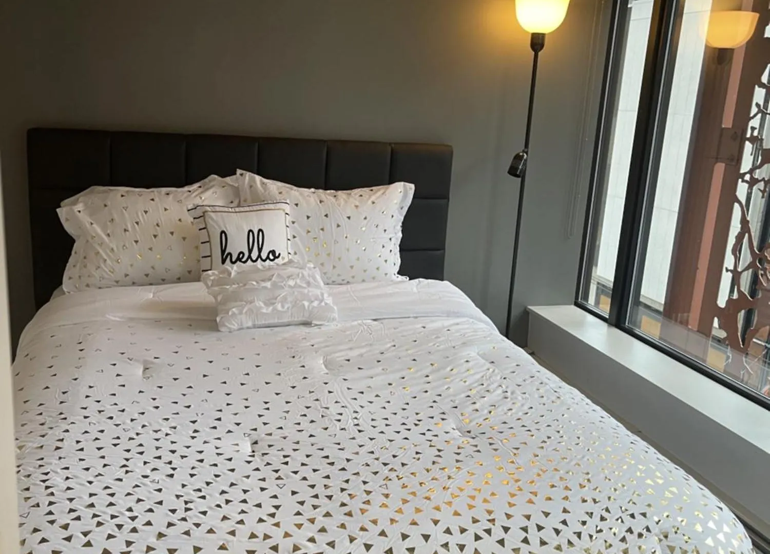 Downtown Luxe Apartment Vancouver Canada